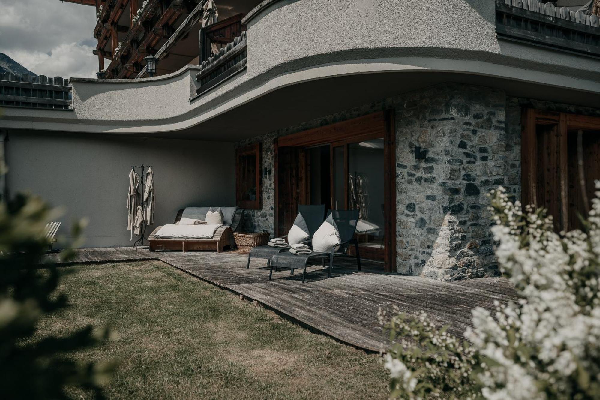 Alpenappartements Cristall Ehrwald Exteriör bild